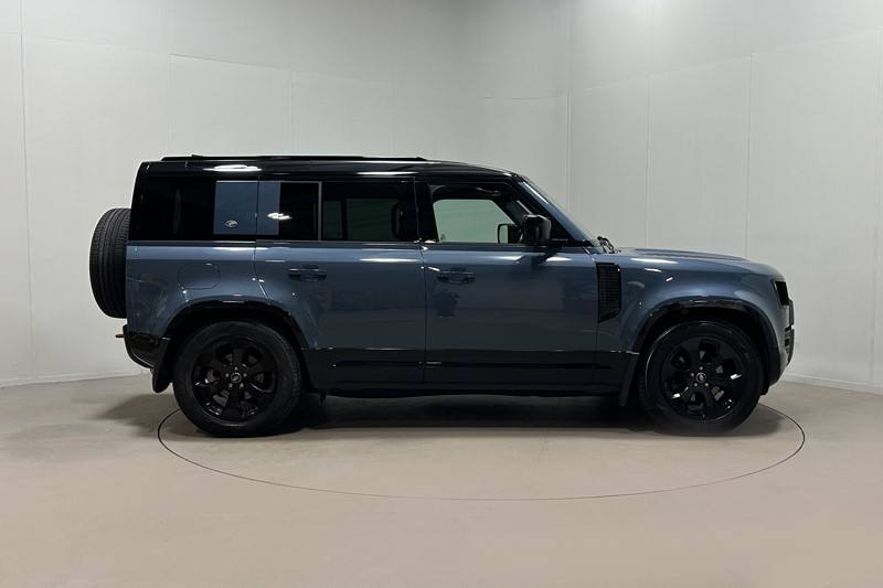 2023 (23) LAND ROVER DEFENDER 3.0 D250 X-Dynamic SE 110 5dr Auto 5818075