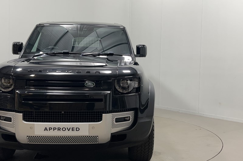 2023 (23) LAND ROVER COMMERCIAL DEFENDER 3.0 D250 Hard Top SE Auto 5881938