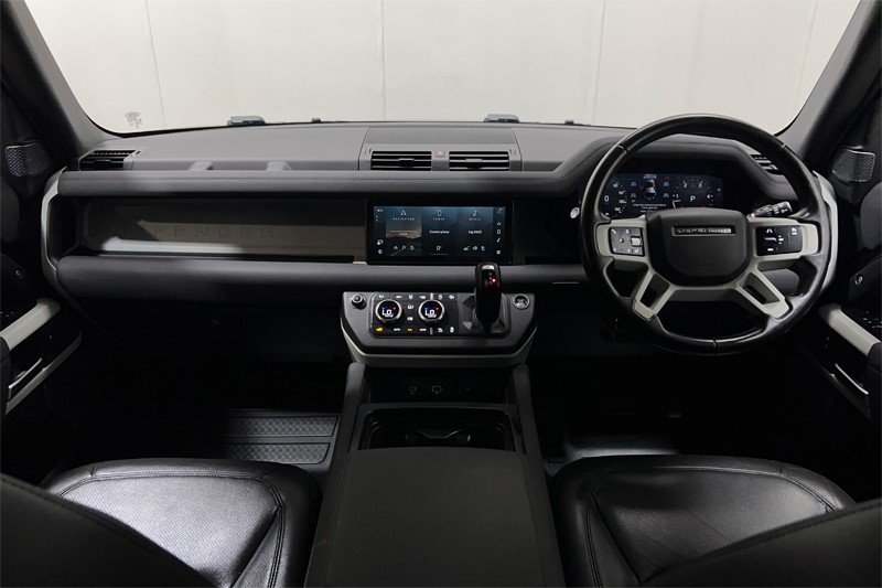 2023 (23) LAND ROVER COMMERCIAL DEFENDER 3.0 D250 Hard Top SE Auto 5881895