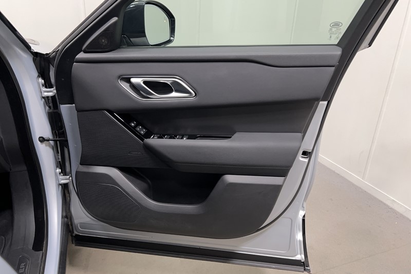 2023 (73) LAND ROVER RANGE ROVER VELAR 2.0 D200 MHEV Dynamic SE 5dr Auto 5822685