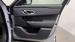 2023 (73) LAND ROVER RANGE ROVER VELAR 2.0 D200 MHEV Dynamic SE 5dr Auto 5822685