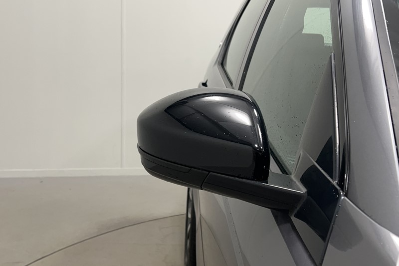 2021 (21) LAND ROVER DISCOVERY SPORT 1.5 P300e R-Dynamic HSE 5dr Auto [5 Seat] 5839338