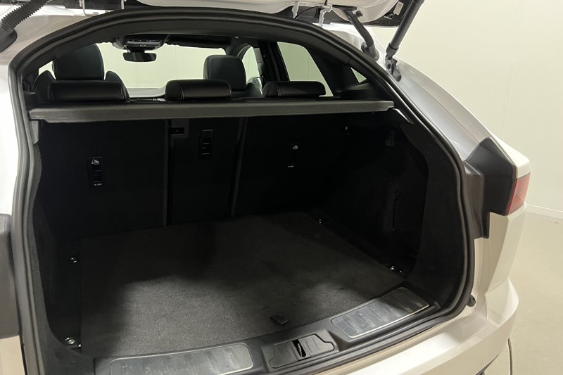 2024 (73) JAGUAR E-PACE 2.0 D200 R-Dynamic SE Black 5dr Auto 5828142