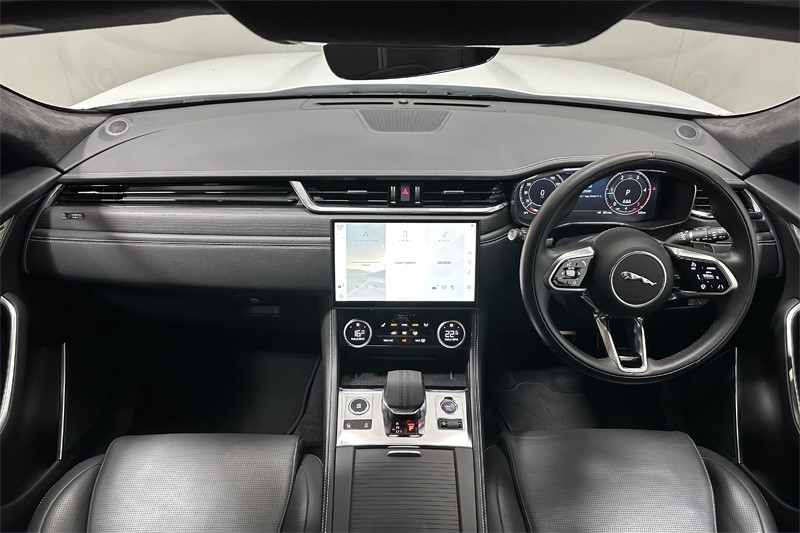 2024 (74) JAGUAR F-PACE 2.0 D200 R-Dynamic HSE Black 5dr Auto AWD 5843937