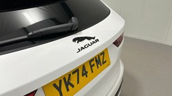 2024 (74) JAGUAR F-PACE 2.0 D200 R-Dynamic HSE Black 5dr Auto AWD 5843976