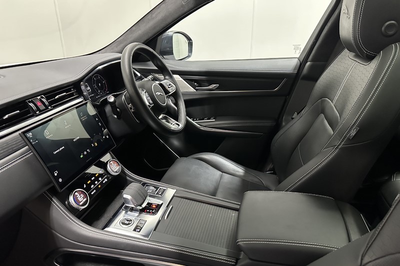 2024 (74) JAGUAR F-PACE 2.0 D200 R-Dynamic HSE Black 5dr Auto AWD 5843966