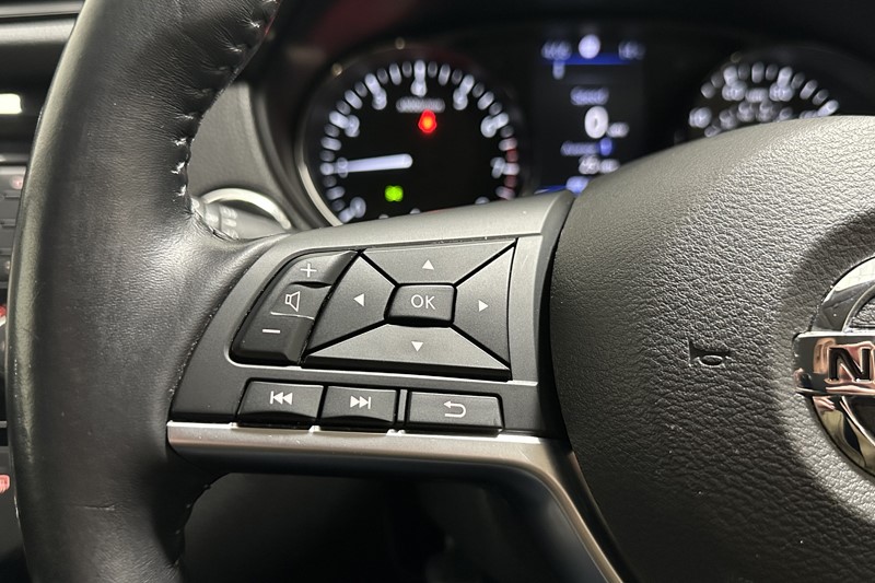 2020 (70) NISSAN X-TRAIL 1.3 DiG-T N-Connecta 5dr [7 Seat] DCT 5834897