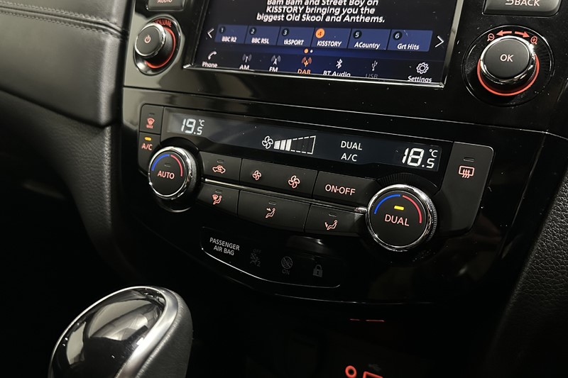2020 (70) NISSAN X-TRAIL 1.3 DiG-T N-Connecta 5dr [7 Seat] DCT 5834900
