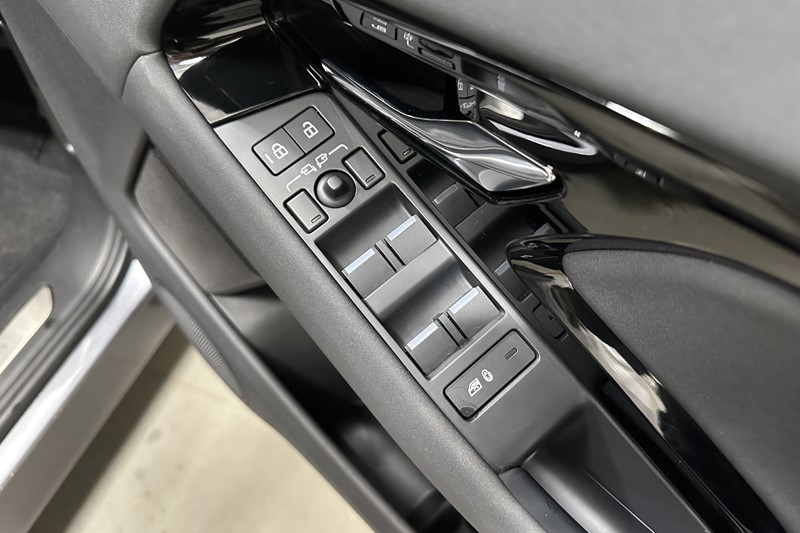 2023 (73) LAND ROVER RANGE ROVER EVOQUE 2.0 D200 Dynamic SE 5dr Auto 5830728