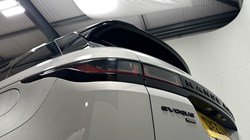 2023 (23) LAND ROVER RANGE ROVER EVOQUE 1.5 P300e R-Dynamic SE 5dr Auto 5867162