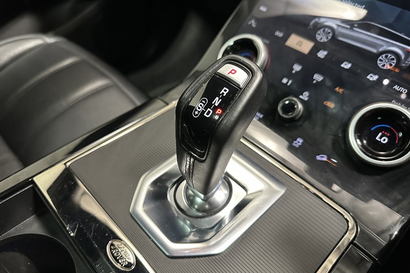 2023 (23) LAND ROVER RANGE ROVER EVOQUE 1.5 P300e R-Dynamic SE 5dr Auto 5867141