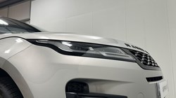2023 (23) LAND ROVER RANGE ROVER EVOQUE 1.5 P300e R-Dynamic SE 5dr Auto 5867169