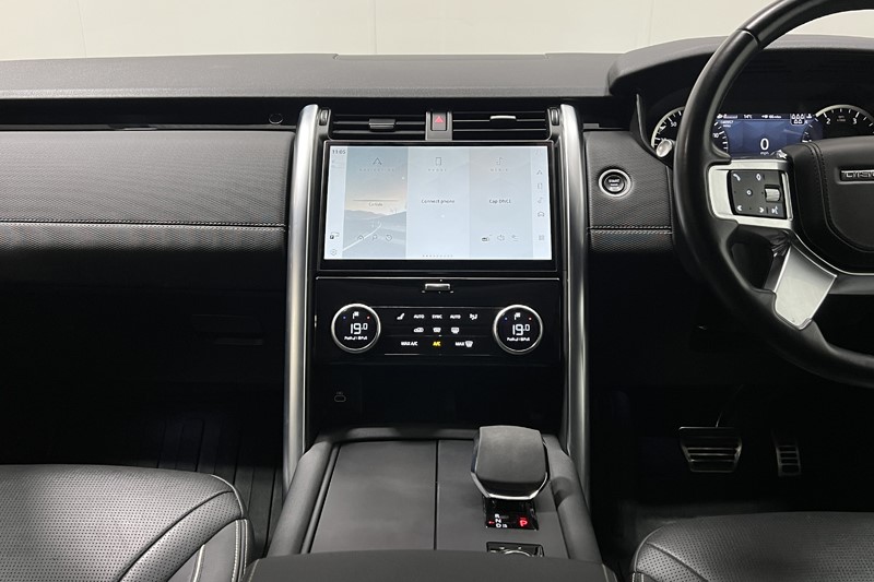 2022 (22) LAND ROVER DISCOVERY 3.0 D300 R-Dynamic HSE 5dr Auto 5853296