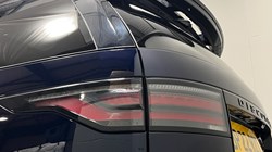 2022 (22) LAND ROVER DISCOVERY 3.0 D300 R-Dynamic HSE 5dr Auto 5853298