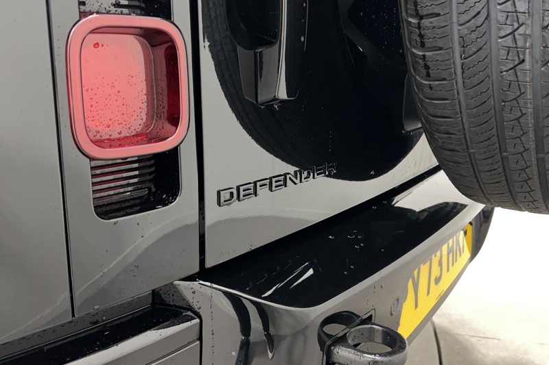 2023 (73) LAND ROVER DEFENDER 3.0 D250 X-Dynamic SE 110 5dr Auto 5839630