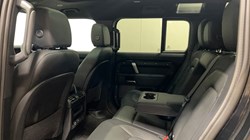 2023 (73) LAND ROVER DEFENDER 3.0 D250 X-Dynamic SE 110 5dr Auto 5839626