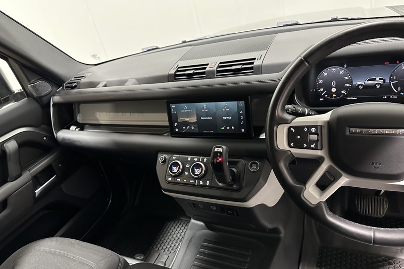 2024 (24) LAND ROVER COMMERCIAL DEFENDER 3.0 D250 Hard Top Auto [3 Seat] 5870718