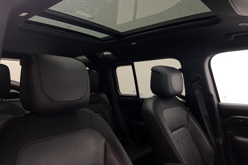2021 (21) LAND ROVER DEFENDER 3.0 D250 X-Dynamic HSE 110 5dr Auto [7 Seat] 5838981