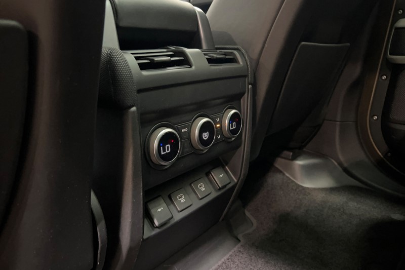 2021 (21) LAND ROVER DEFENDER 3.0 D250 X-Dynamic HSE 110 5dr Auto [7 Seat] 5839005