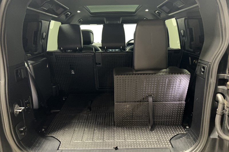 2021 (21) LAND ROVER DEFENDER 3.0 D250 X-Dynamic HSE 110 5dr Auto [7 Seat] 5839010
