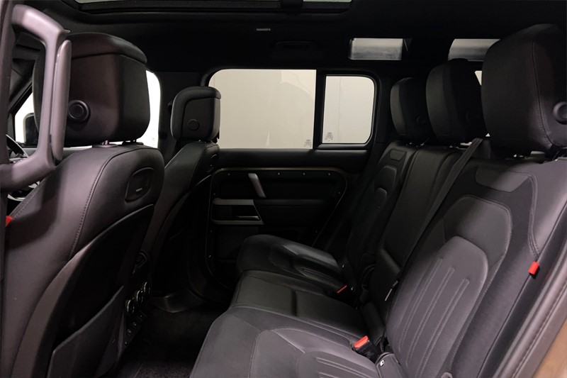 2021 (21) LAND ROVER DEFENDER 3.0 D250 X-Dynamic HSE 110 5dr Auto [7 Seat] 5838965