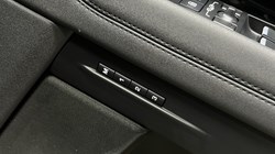 2022 (22) LAND ROVER RANGE ROVER EVOQUE 2.0 D200 R-Dynamic SE 5dr Auto 5856058