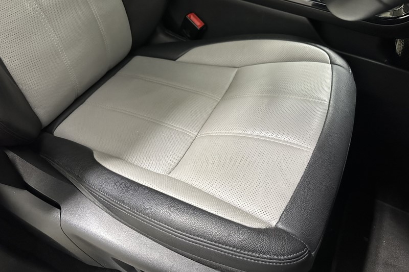 2023 (23) LAND ROVER RANGE ROVER EVOQUE 2.0 P200 R-Dynamic S 5dr Auto 5871470