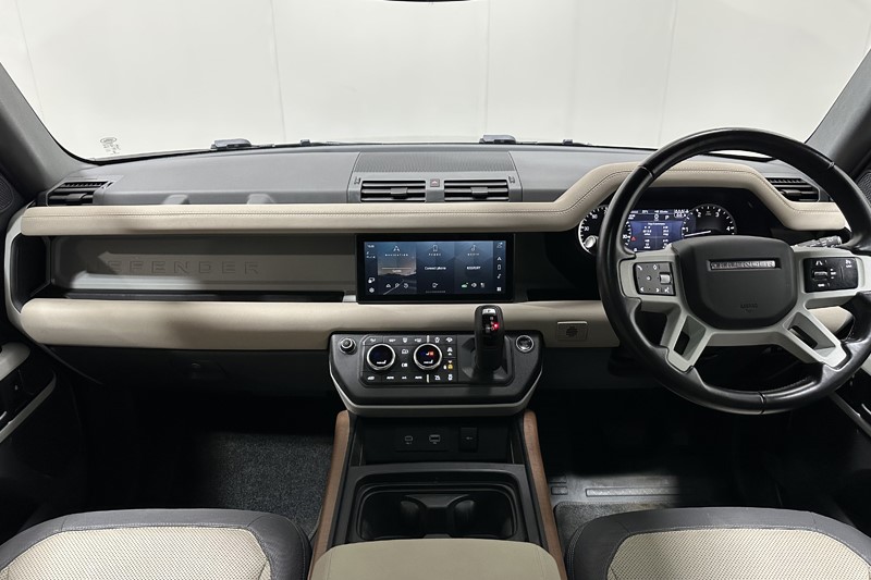 2022 (22) LAND ROVER DEFENDER 3.0 D250 X-Dynamic SE 110 5dr Auto [7 Seat] 5870933