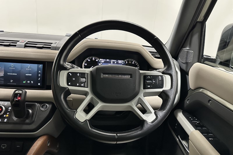 2022 (22) LAND ROVER DEFENDER 3.0 D250 X-Dynamic SE 110 5dr Auto [7 Seat] 5870934