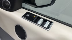 2020 (70) LAND ROVER RANGE ROVER SPORT 4.4 SDV8 Autobiography Dynamic 5dr Auto 5851223