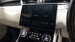 2021 (21) JAGUAR XF 2.0 D200 R-Dynamic S 4dr Auto 5850059