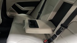 2021 (21) JAGUAR XF 2.0 D200 R-Dynamic S 4dr Auto 5850071