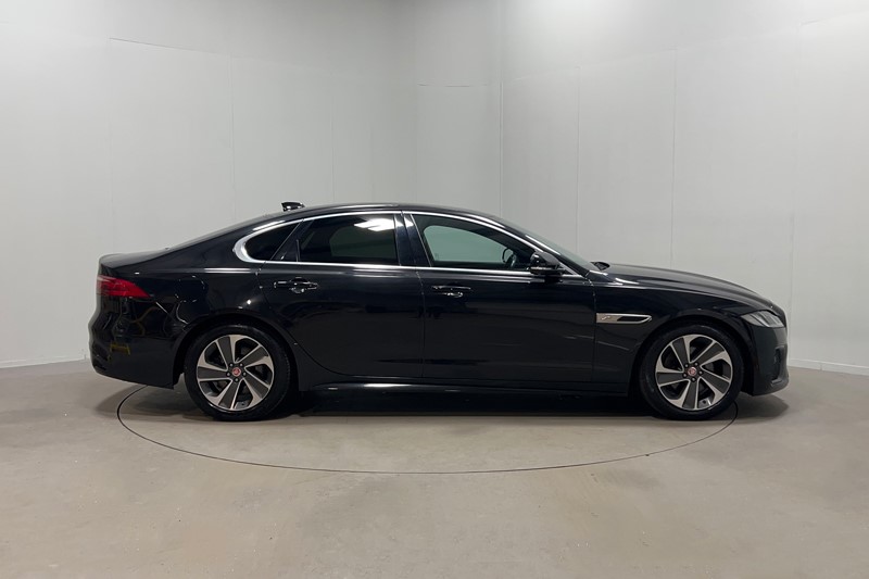 2021 (21) JAGUAR XF 2.0 D200 R-Dynamic S 4dr Auto 5850040