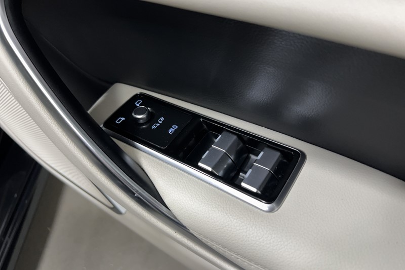 2021 (21) JAGUAR XF 2.0 D200 R-Dynamic S 4dr Auto 5850049