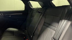 2023 (23) LAND ROVER RANGE ROVER EVOQUE 2.0 D200 R-Dynamic SE 5dr Auto 5849555