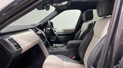 2024 (24) LAND ROVER DISCOVERY 3.0 D300 Dynamic HSE 5dr Auto 5856433