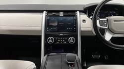 2024 (24) LAND ROVER DISCOVERY 3.0 D300 Dynamic HSE 5dr Auto 5856474