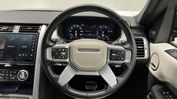 2024 (24) LAND ROVER DISCOVERY 3.0 D300 Dynamic HSE 5dr Auto 5856473