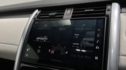 2024 (24) LAND ROVER DISCOVERY 3.0 D300 Dynamic HSE 5dr Auto 5856478