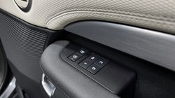 2024 (24) LAND ROVER DISCOVERY 3.0 D300 Dynamic HSE 5dr Auto 5856470