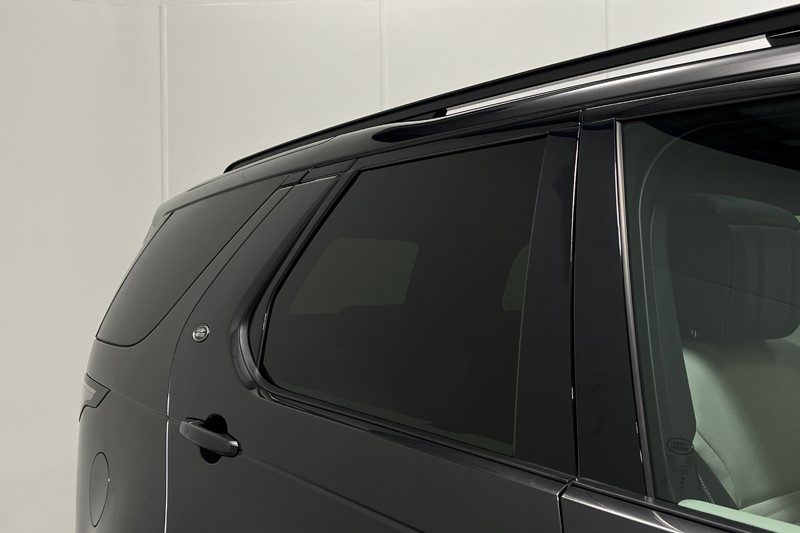 2024 (24) LAND ROVER DISCOVERY 3.0 D300 Dynamic HSE 5dr Auto 5856445