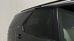 2024 (24) LAND ROVER DISCOVERY 3.0 D300 Dynamic HSE 5dr Auto 5856445
