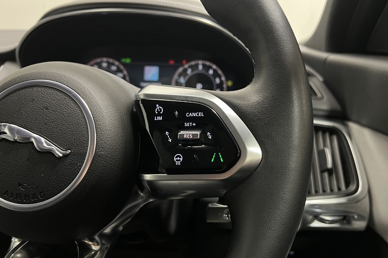 2024 (24) JAGUAR E-PACE 1.5 P300e R-Dynamic SE Black 5dr Auto 5854929