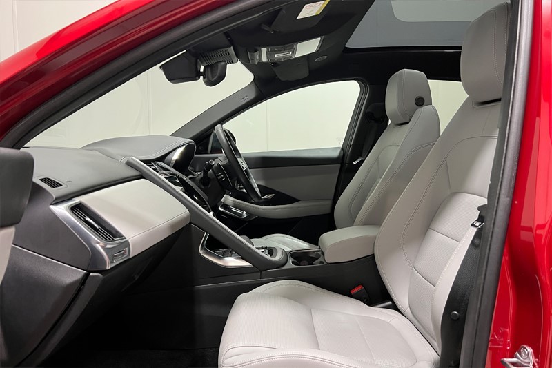 2024 (24) JAGUAR E-PACE 1.5 P300e R-Dynamic SE Black 5dr Auto 5854906
