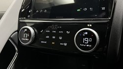 2024 (24) JAGUAR E-PACE 1.5 P300e R-Dynamic SE Black 5dr Auto 5854926