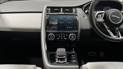 2024 (24) JAGUAR E-PACE 1.5 P300e R-Dynamic SE Black 5dr Auto 5854939