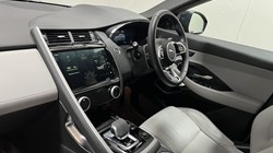 2024 (24) JAGUAR E-PACE 1.5 P300e R-Dynamic SE Black 5dr Auto 5854915