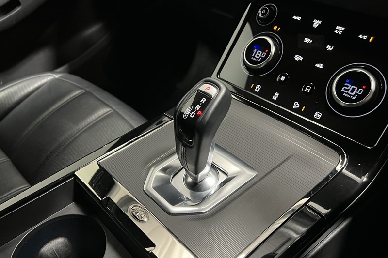 2021 (21) LAND ROVER RANGE ROVER EVOQUE 1.5 P300e R-Dynamic S 5dr Auto 5855533