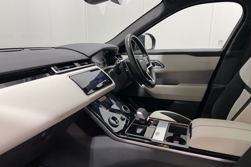 2023 (72) LAND ROVER RANGE ROVER VELAR 2.0 D200 Edition 5dr Auto 5881977
