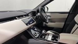 2023 (72) LAND ROVER RANGE ROVER VELAR 2.0 D200 Edition 5dr Auto 5881977